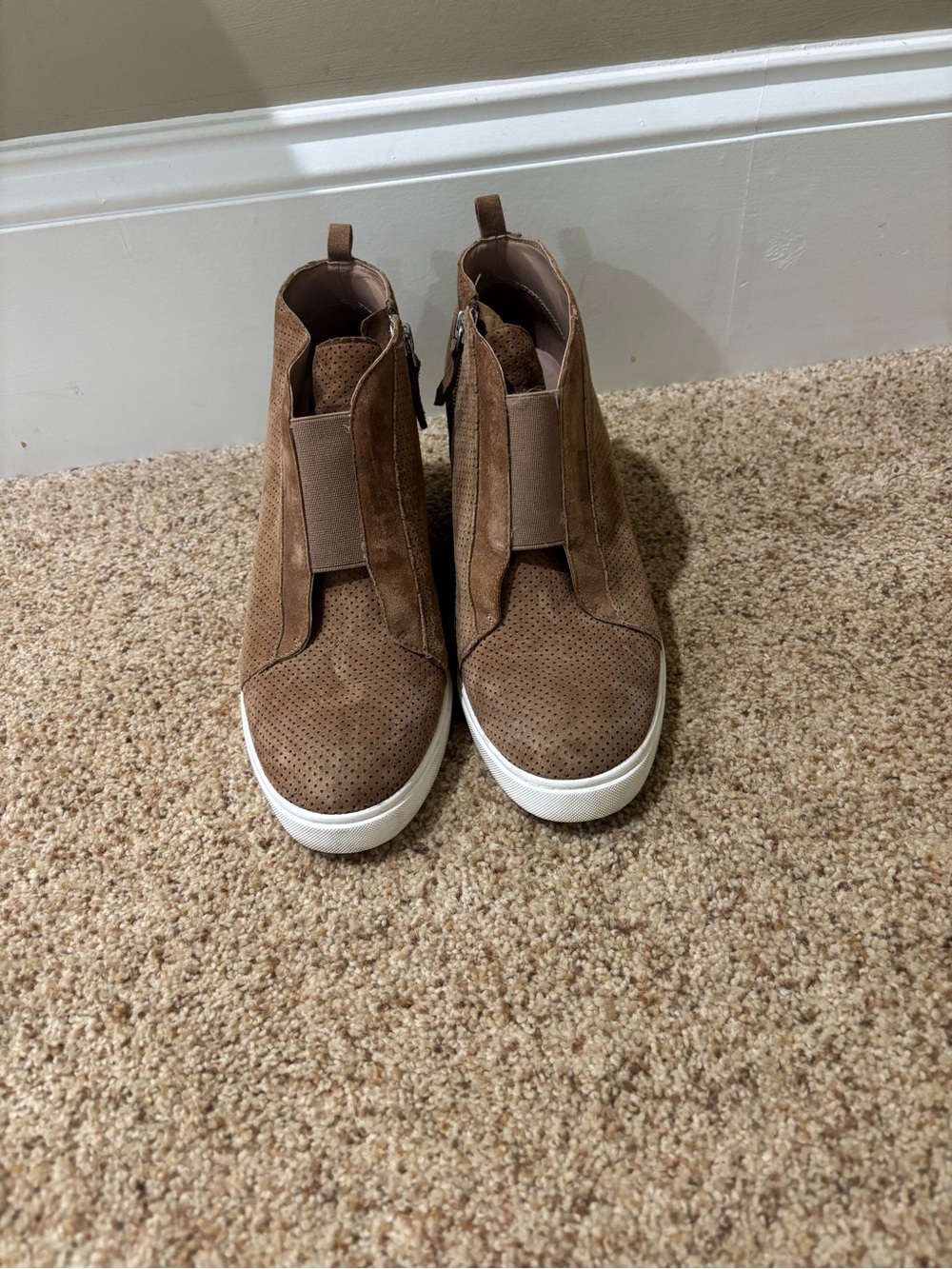 Women’s Brown Suede High-Top Casual Sneakers